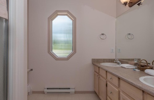 Silver Star Mountain House | Chakra Chalet