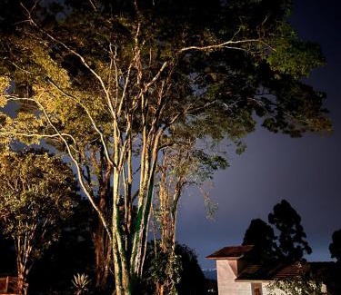 Sao Roque Ski Chalet | Chalé com linda vista para o vinhedo