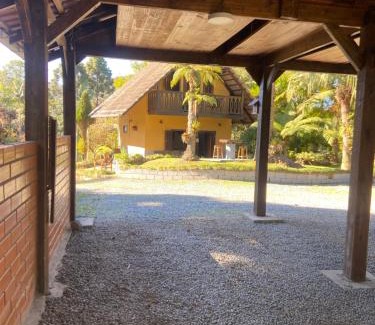 Rio dos Cedros Ski Chalet | Chalé da Araucária