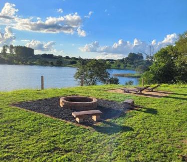 Delfinopolis Hotel | Chalé Praia Vermelha 1