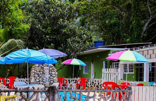 Lazaro Ski Chalet | Chalet with Pool and Air 350mts from the beach