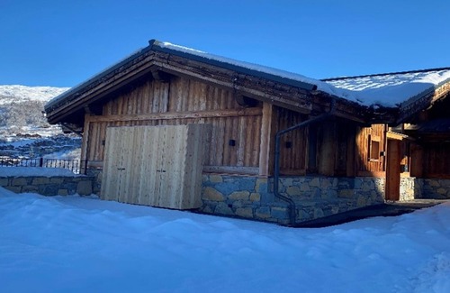 Les Belleville Ski Chalet | Chalet with jacuzzi, sauna, 6 bedrooms in Saint-Martin-de-Belleville