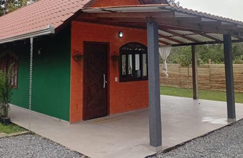 Iperoba Ski Chalet | Chale raiz e conforto