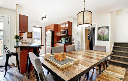 Stoneham Ski Chalet | Chalet- 03 Chemin Alpin