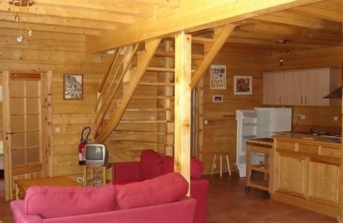 Venosc Ski Chalet | Chalet, 250m from ski lifts, swimming pool, sauna, terrace, balcony, tv, 180m², Les 2 Alpes