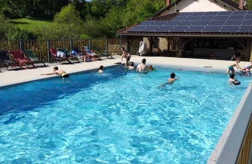 Reyrevignes Ski Chalet | Chalet 3 étoiles - Piscine - ccaideh