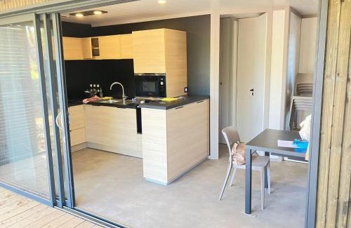 Agde Ski Chalet | Chalet 3 chambres proche plages et Canal du Midi ! - FR-1-783-49