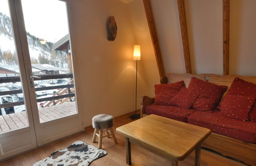 Isola Ski Chalet | --- Chalet 3 rooms ---