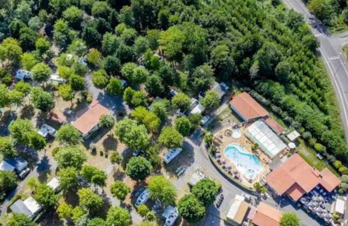 Parentis-en-Born Ski Chalet | Chalet 4 étoiles - Piscine - eebifc