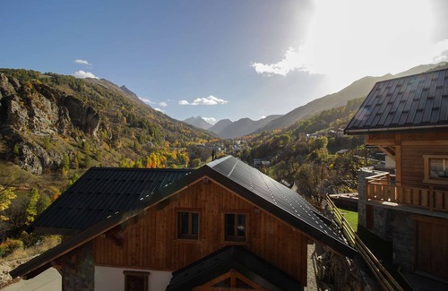 Valloire Ski Chalet | CHALET 4* 10 PERSONS Exceptional view of the Galibier massif
