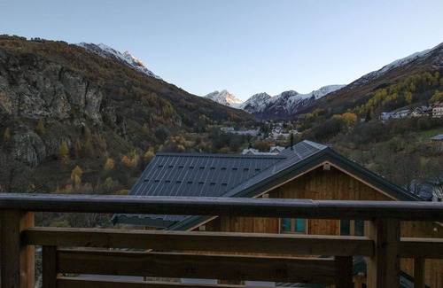 Valloire Ski Chalet | CHALET 4* 10 PERSONS Exceptional view of the Galibier massif