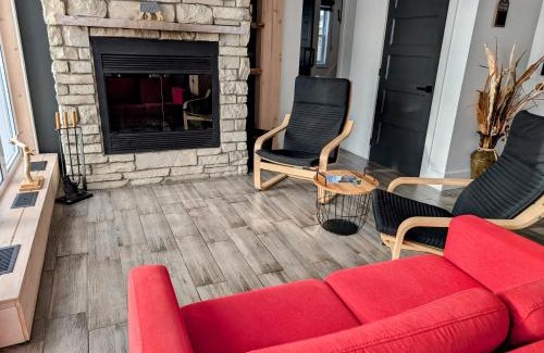 Saint-David-de-Falardeau Ski Chalet | Chalet 4 saisons au pied des monts valin