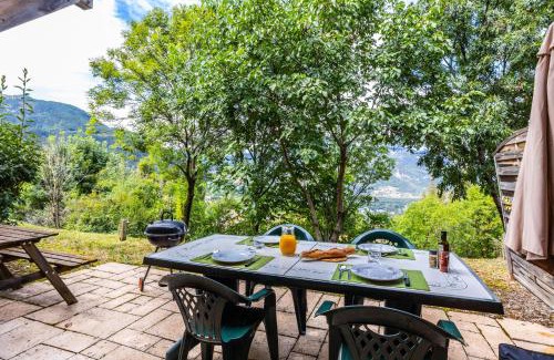 Risoul Apartment | Chalet 70 m2 - Risoul Village - à 15 mn des pistes