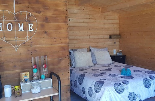 Allan Ski Chalet | Chalet 'Adorable Cocon En Pleine Nature' with Private Terrace