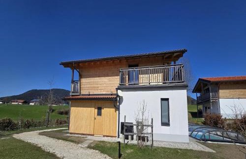 Inzell Ski Chalet | Chalet Alpenzauber mit beheiztem Pool, Inzell