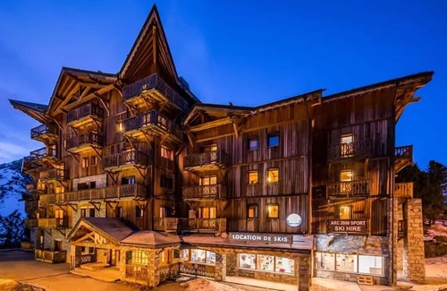 Arc-2000 Apartment | Chalet Altitude - Chalet de l'Ours* - 8 Room Duplex Apartment 14 People