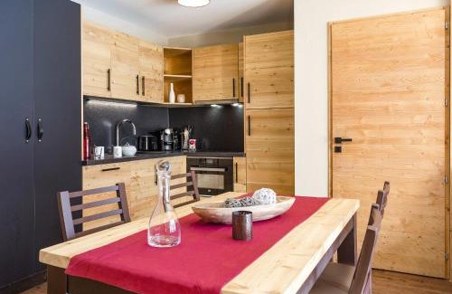 Tignes Apartment | Chalet Apartment with Pool