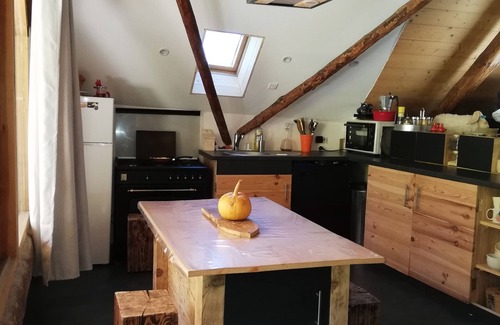 Albiez-Montrond Ski Chalet | Chalet at 1400 m