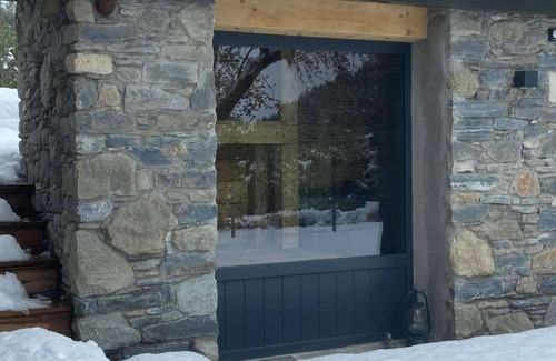 Landry Apartment | Chalet at the foot of the ski resorts with spa
