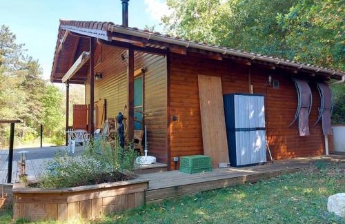 Layrac Villa | Chalet au milieu de la forêt avec lac à proximité