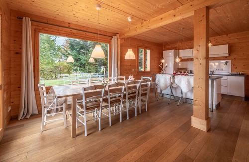 Araches-la-Frasse Ski Chalet | Chalet aux Cerfs - Maison pour 10 vue montagne