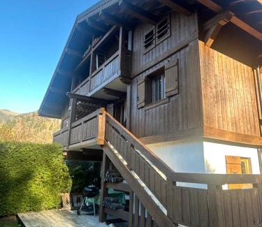 La Celle-sous-Gouzon Ski Chalet | Chalet avec sauna et proximité pistes ski sur PRAZ SUR ARLY