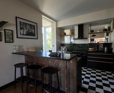 Lormont House | chalet baron