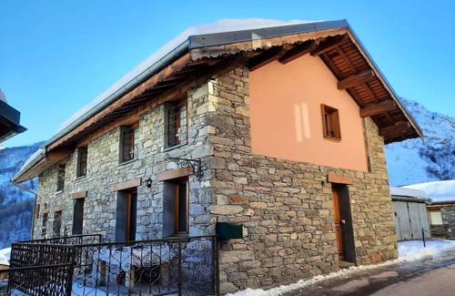 Saint-Marcel Apartment | Chalet Bartholomew - Small authentic cocoon in the 3 valleys