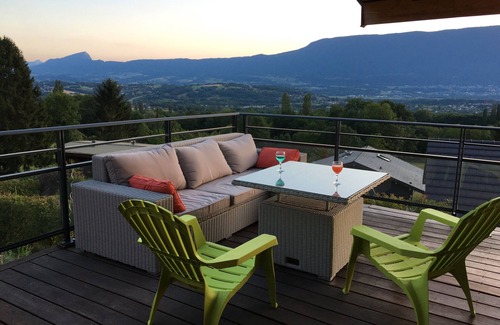 Drumettaz-Clarafond House | Chalet between lake and mountains