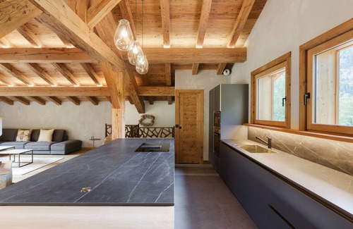 Les Praz-de-Chamonix Ski Chalet | Chalet Blaitière