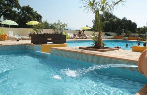 La Seyne-sur-Mer Ski Chalet | Chalet - ccagfeb - Three Bedroom Chalet, Sleeps 6