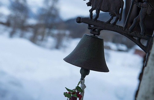 Livigno Ski Chalet | Chalet 'Chalet Sara Apartments' with Mountain View, Private Garden and Wi-Fi