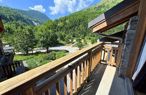 Villarabout Apartment | Chalet Chardons - Authentic chalet near the 3 Valleys