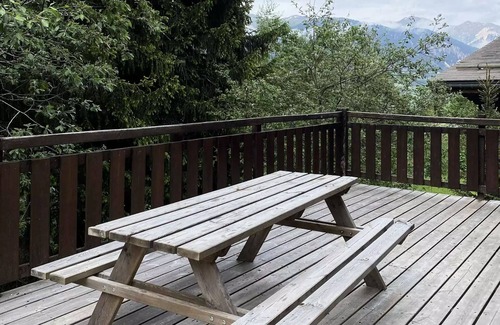 La Perriere Ski Chalet | Chalet Clementine - Superb chalet for 14 people with Jacuzzi