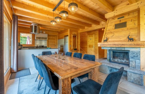 Le Grand-Bornand Ski Chalet | Chalet Coeur de Samance sleeps 8