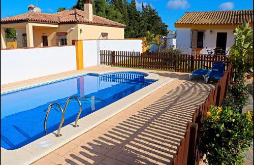 Conil de la Frontera Ski Chalet | Chalet con piscina privada