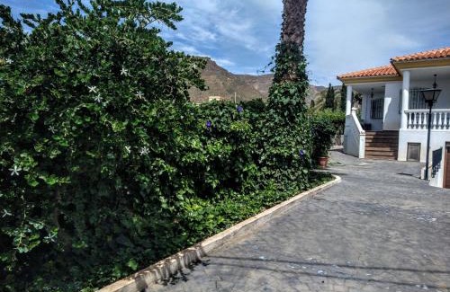 Nijar House | Chalet con piscina en Níjar