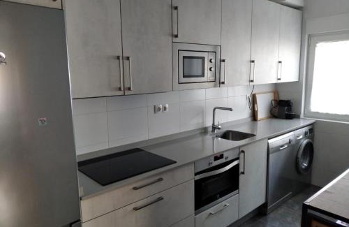 Miengo Ski Chalet | Chalet con piscina entre Liencres y Suances