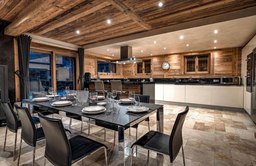 Chamonix-Mont-Blanc Ski Chalet | Chalet Courterre - Jacuzzi, Mont Blanc Views - Chamonix-les-Praz, Mont-Blanc