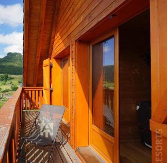 Chambon-sur-Lac Ski Chalet | Chalet de Solène