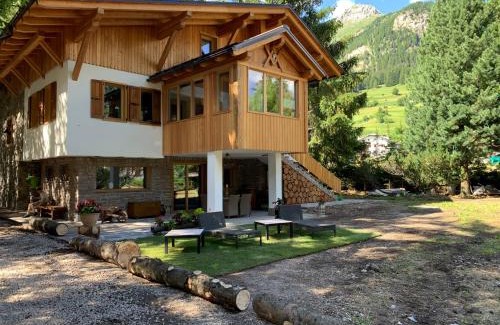 Campitello di Fassa Ski Chalet | Chalet degli Abeti by AMA Val di Fassa