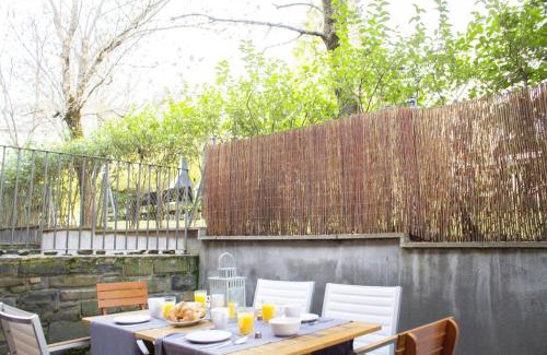 Biescas Ski Chalet | Chalet en urbanización, ideal para esquí