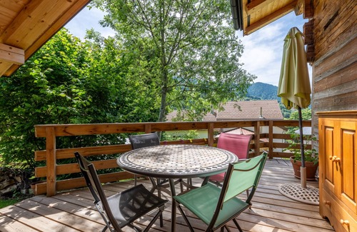 Thones Ski Chalet | Chalet-Executive-Ensuite with Bath-Mountain view
