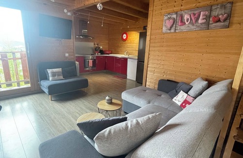 Les Orres Ski Chalet | CHALET Familial 13pers -not overlooked, breathtaking view of the lake-LES ORRES