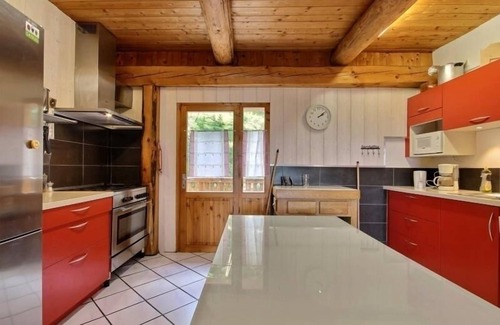 Plagne Centre Ski Chalet | Chalet for 15 people, close to slopes, 7 bedrooms with bathrooms