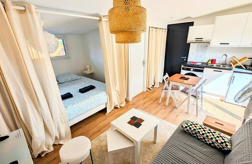 Eysines House | Chalet for 3 | 15 min from center