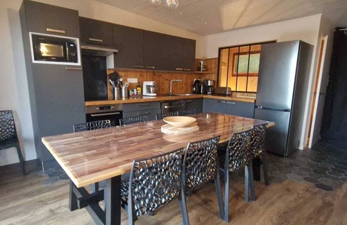 Besse-et-Saint-Anastaise Ski Chalet | Chalet Marghan Super Besse 8+2 persons with Spa