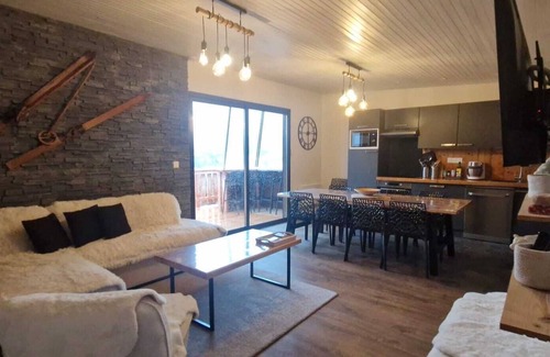 Besse-et-Saint-Anastaise Ski Chalet | Chalet Marghan Super Besse 8+2 persons with Spa