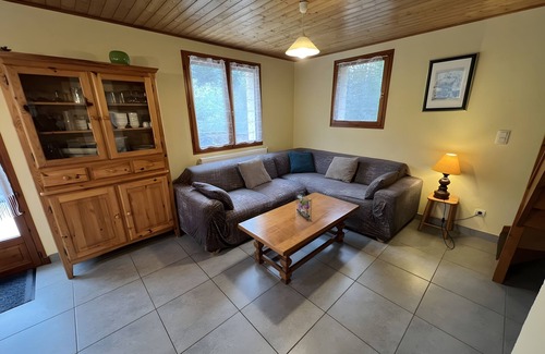 Saint-Jean-Saint-Nicolas Ski Chalet | Chalet 'Edelweiss 6 Personnes' with Mountain View, Private Terrace and Wi-Fi