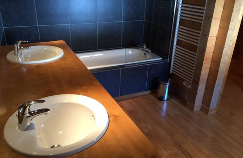 La Clusaz Ski Chalet | Chalet full south 4 stars.